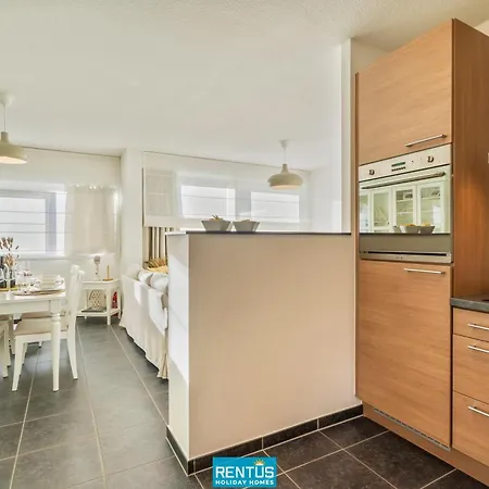 Apartment Sea Heaven - For 4 Persons With Garage